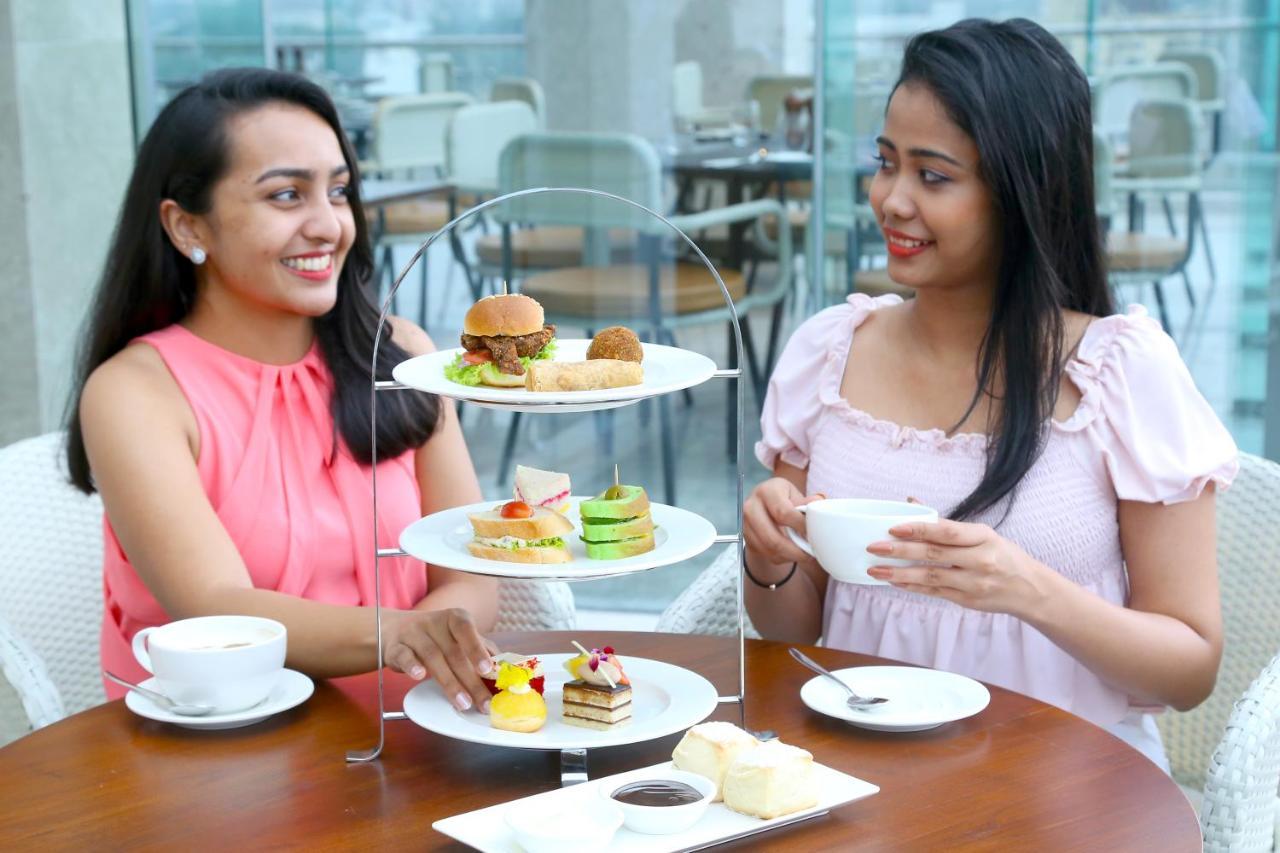 Hotel Courtyard By Marriott Colombo Extérieur photo
